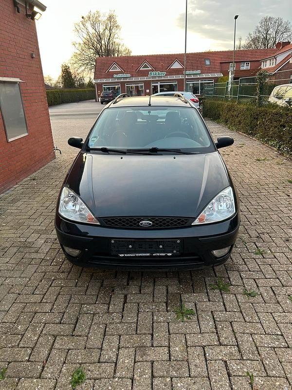 Second-hand Ford Focus 131 CP (96 kW) 2004 Negru Break