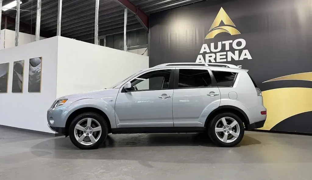 Gebraucht Mitsubishi Outlander Intense 140 PS (102 kW) 2007 Grau SUV