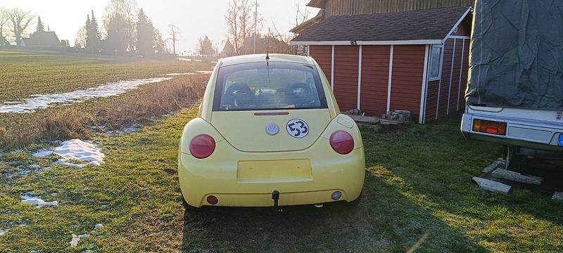 Gebraucht VW New Beetle 115 PS (84 kW) 1998 Gelb Kleinwagen