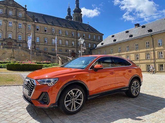 Orange Gebraucht 2023 Audi Q3 Sportback Sport SUV | 38.500 € (Fairer Preis) - Bild 1/4