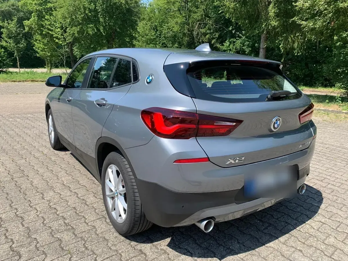 Gebraucht BMW X2 Advantage 178 PS (130 kW) 2022 Grau SUV