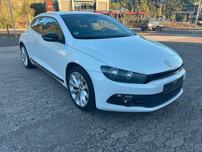 Gebraucht VW Scirocco 140 PS (102 kW) 2013 Weiß Coupé