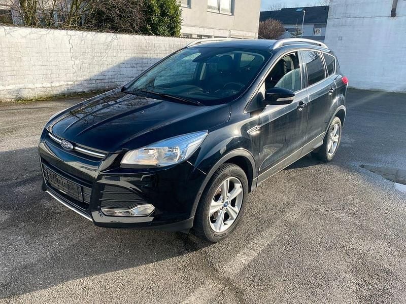 Gebraucht Ford Kuga SYNC Edition 150 PS (110 kW) 2016 Schwarz SUV