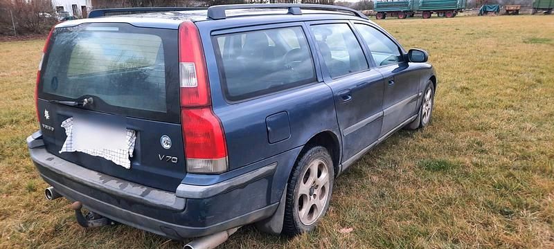 Gebraucht Volvo V70 180 PS (132 kW) 2002 Blau Kombi