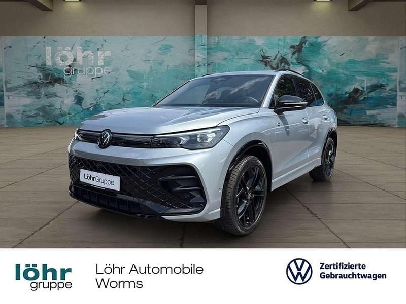 Oyster silver metallic Gebraucht 2024 VW Tiguan R-line SUV | 49.990 € (Superpreis) - Bild 1/4