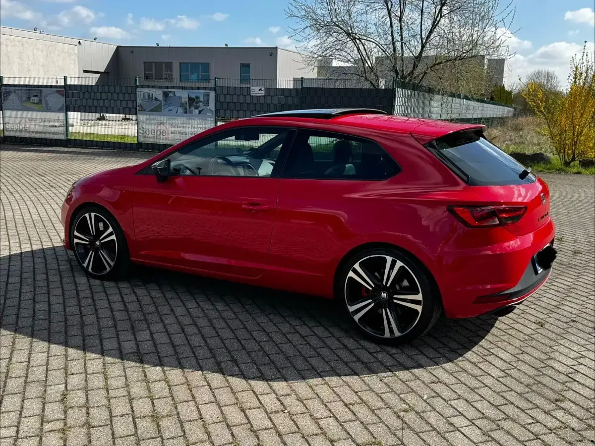Second-hand Seat Leon CUPRA 280 CP (205 kW) 2015 Roșu Berlinǎ