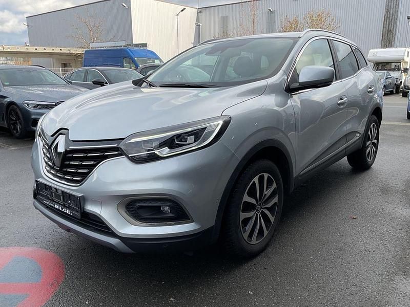 Gebraucht Renault Kadjar Techno 158 PS (116 kW) 2022 Silber SUV