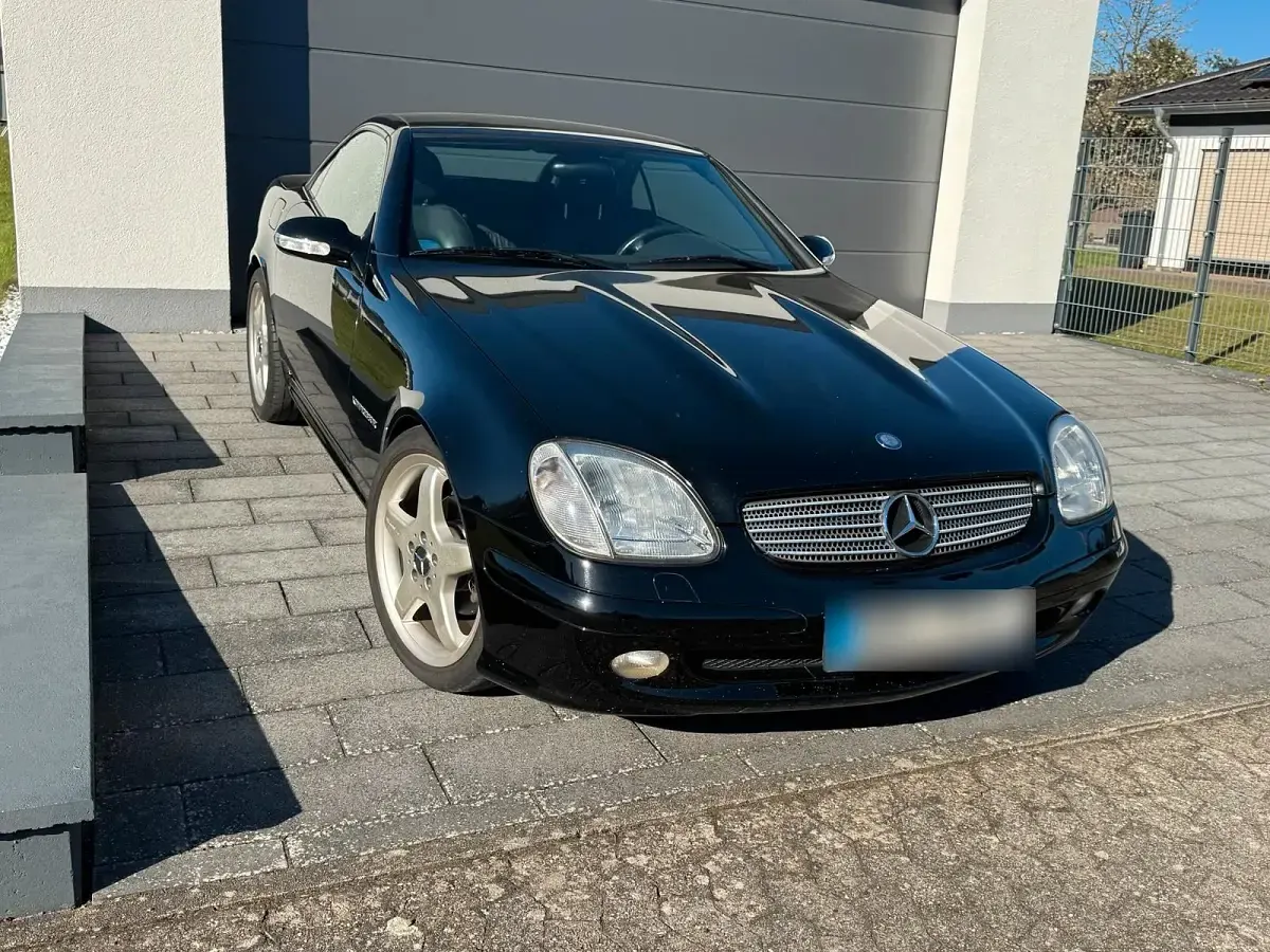 Gebraucht Mercedes SLK230 197 PS (144 kW) 2000 Schwarz Cabrio