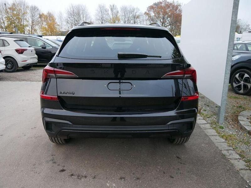 Neu Skoda Kamiq 150 PS (110 kW) 2025 Schwarz SUV