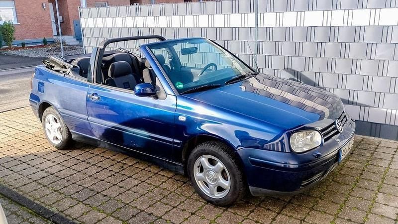 Gebraucht VW Golf Cabriolet 116 PS (85 kW) 2001 Blau Cabrio
