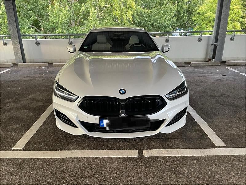 Weiß Gebraucht 2023 BMW 840 Sport Line Coupé | 75.000 € (Etwas zu teuer) - Bild 1/4