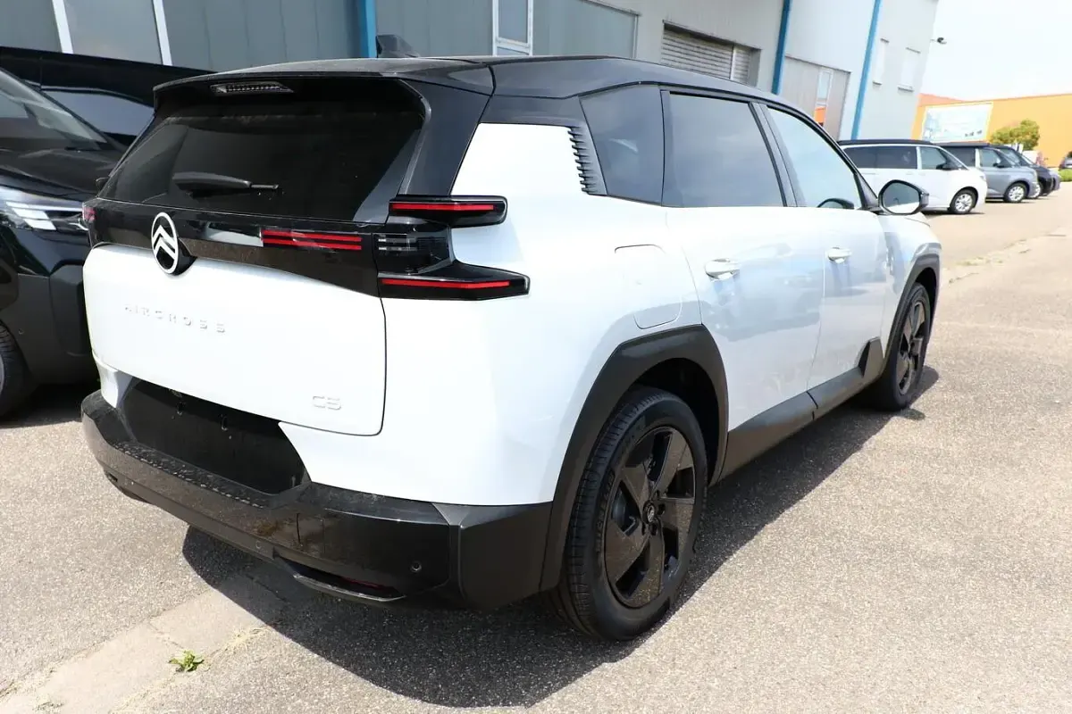 Neu Citroën C5 Aircross 136 PS (100 kW) 2026 Okenit weiß metallic SUV