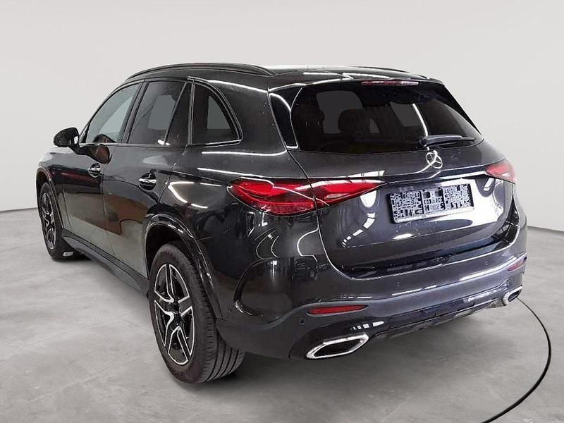 Gebraucht Mercedes GLC220 Advanced 197 PS (144 kW) 2024 Graphitgrau metallic SUV