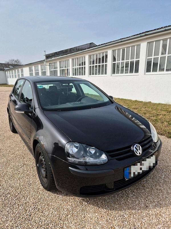 Gebraucht VW Golf V 102 PS (75 kW) 2005 Schwarz Kleinwagen