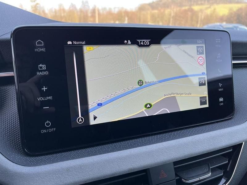 Gebraucht Skoda Kamiq 116 PS (85 kW) 2024 Deep black perleffek (metallic) SUV