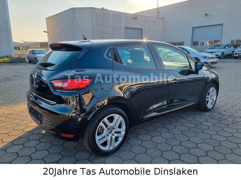 Gebraucht Renault Clio IV LIMITED 73 PS (53 kW) 2016 Sternenschwarz Limousine