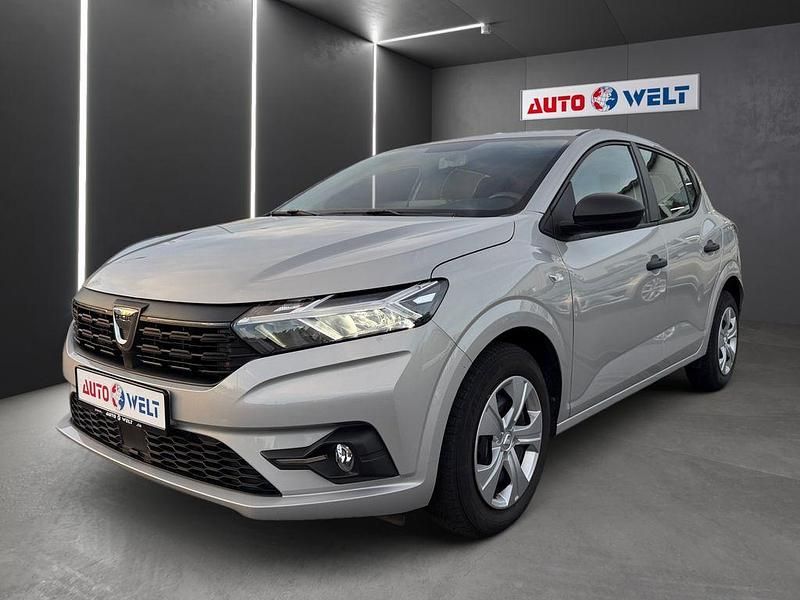 Gebraucht Dacia Sandero Essentiel 67 PS (49 kW) 2021 Beige Kleinwagen