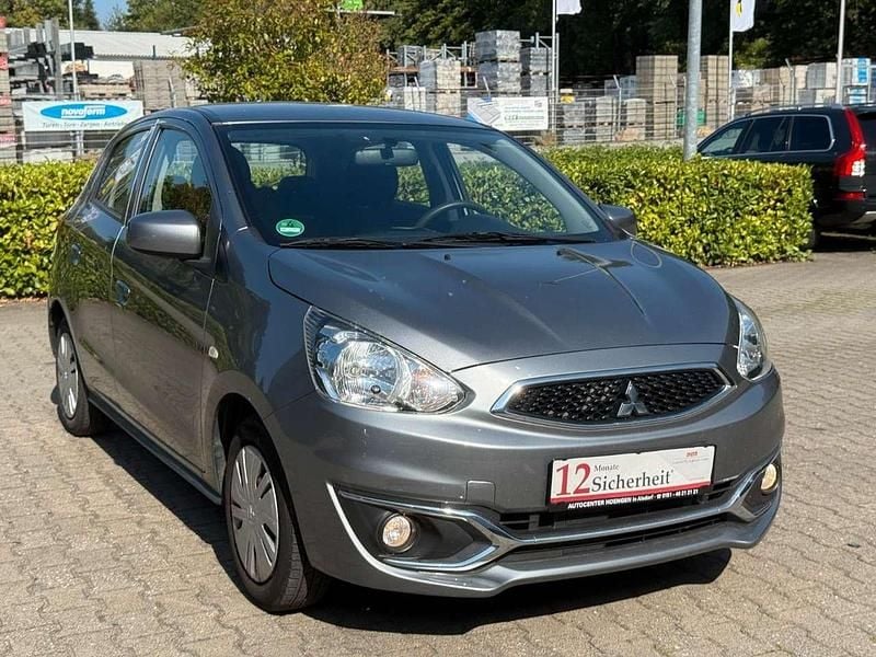 Grau Gebraucht 2019 Mitsubishi Space Star Edition Kleinwagen | 6.990 € (Guter Preis) - Bild 1/3