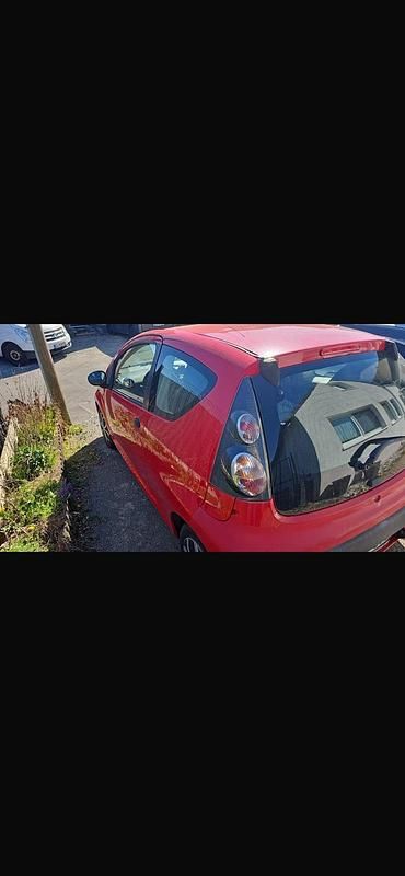 Gebraucht Citroën C1 70 PS (51 kW) 2007 Rot Kleinwagen