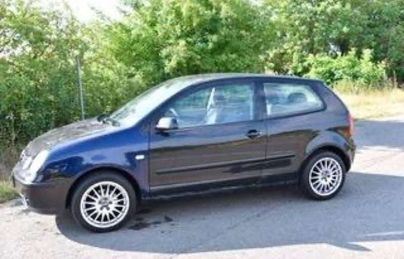 Gebraucht VW Polo Highline 101 PS (74 kW) 2003 Schwarz Limousine