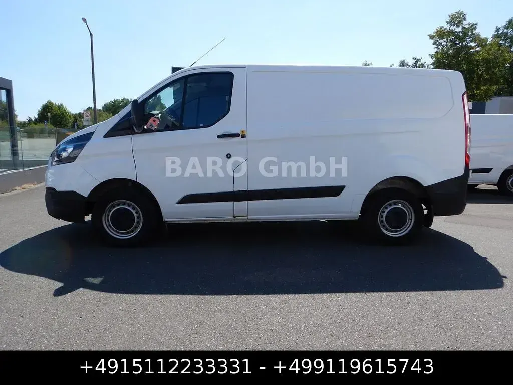 Second-hand Ford Transit Custom 105 CP (77 kW) 2019 Alb Monovolum