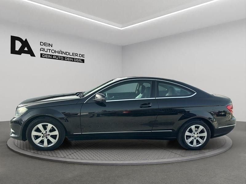 Gebraucht Mercedes C180 156 PS (114 kW) 2013 Schwarz Coupé