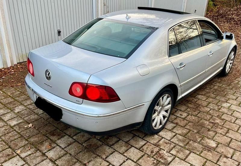 Second-hand VW Phaeton 233 CP (171 kW) 2007 Argintiu Berlinǎ