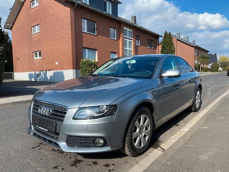 Gebraucht Audi A4 S-Line 160 PS (117 kW) 2010 Grau Limousine
