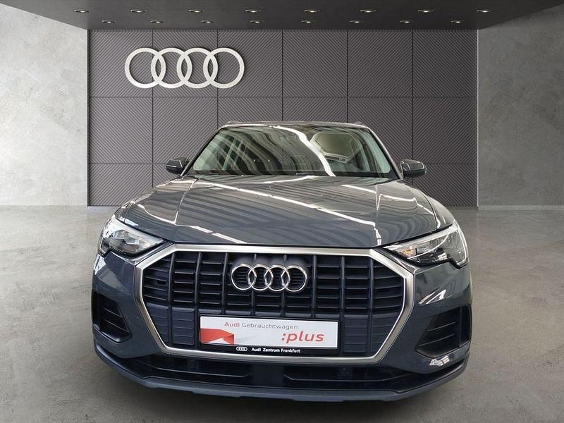 Gebraucht Audi Q3 Ambiente 150 PS (110 kW) 2022 Nanograu metallic SUV