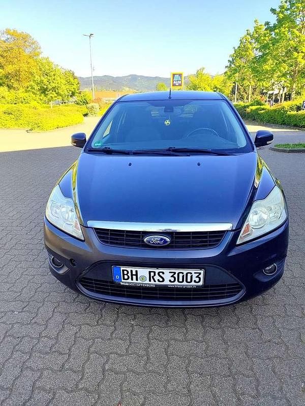 Second-hand Ford Focus Style 101 CP (74 kW) 2009 Berlinǎ