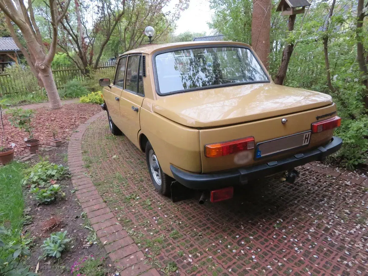 Gebraucht Wartburg 353 50 PS (36 kW) 1984 Andere farben Limousine