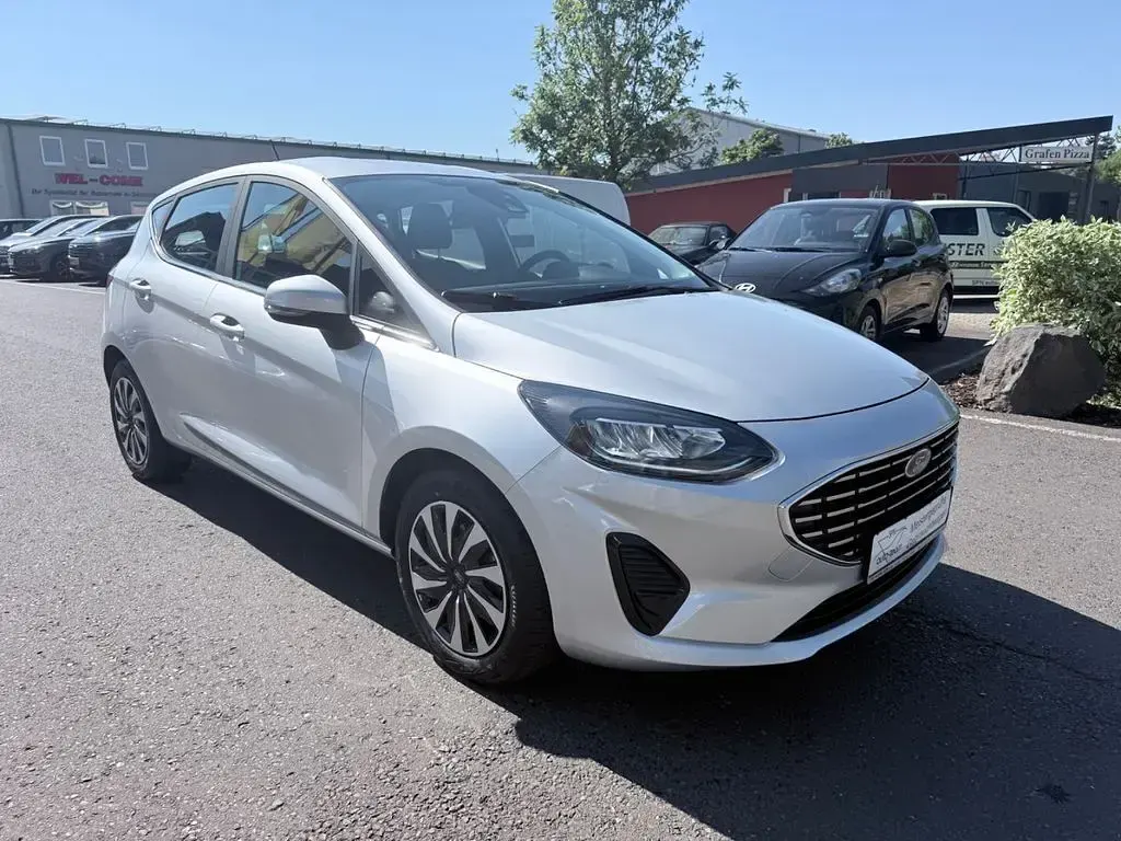 Gebraucht Ford Fiesta Titanium 101 PS (74 kW) 2022 Silber Kleinwagen