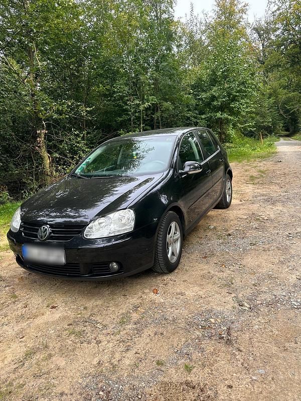 Gebraucht VW Golf V 110 PS (80 kW) 2005 Schwarz Kleinwagen