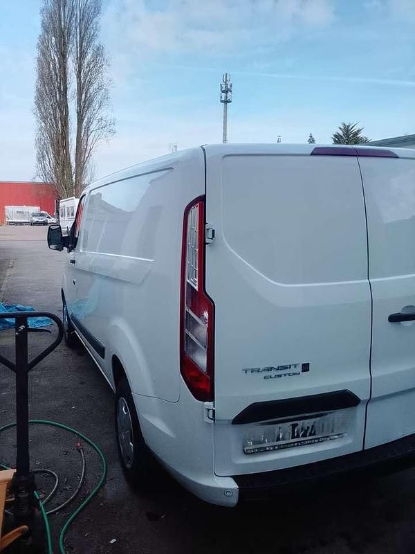Gebraucht Ford Transit Custom Trend 107 PS (78 kW) 2021 Weiß Van