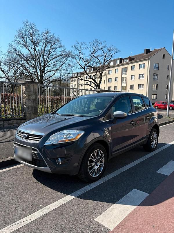Gebraucht Ford Kuga 140 PS (102 kW) 2012 Grau SUV