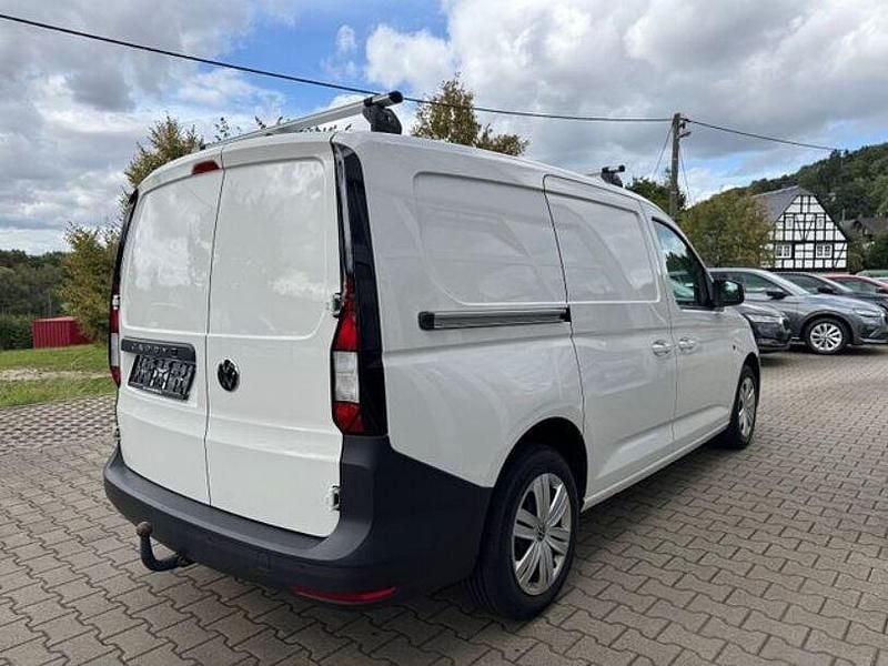 Gebraucht VW Caddy 102 PS (75 kW) 2021 Schwarz Van / Kleinbus
