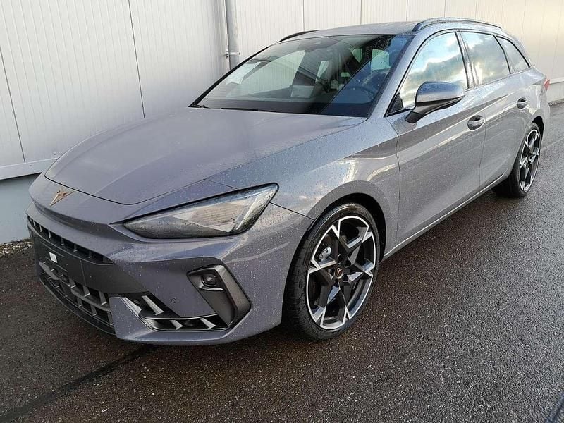 Neu Cupra Leon 333 PS (244 kW) 2025 Graphene grau Kombi