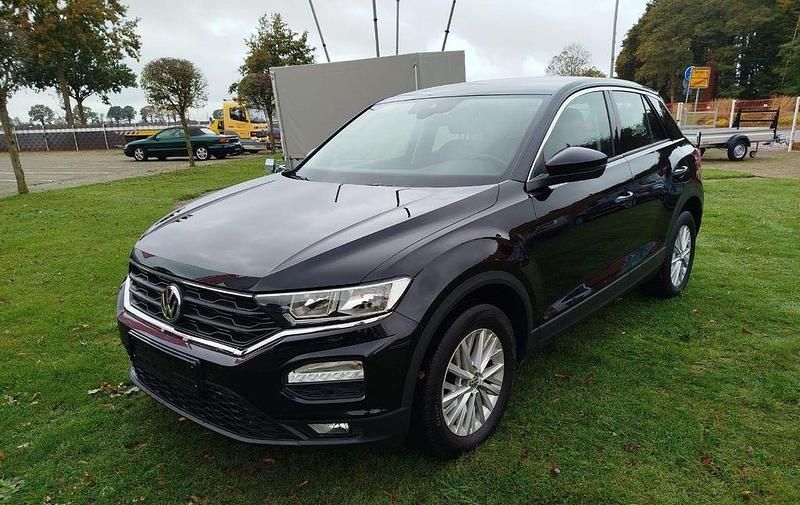 Gebraucht VW T-Roc Basis 116 PS (85 kW) 2018 Schwarz SUV