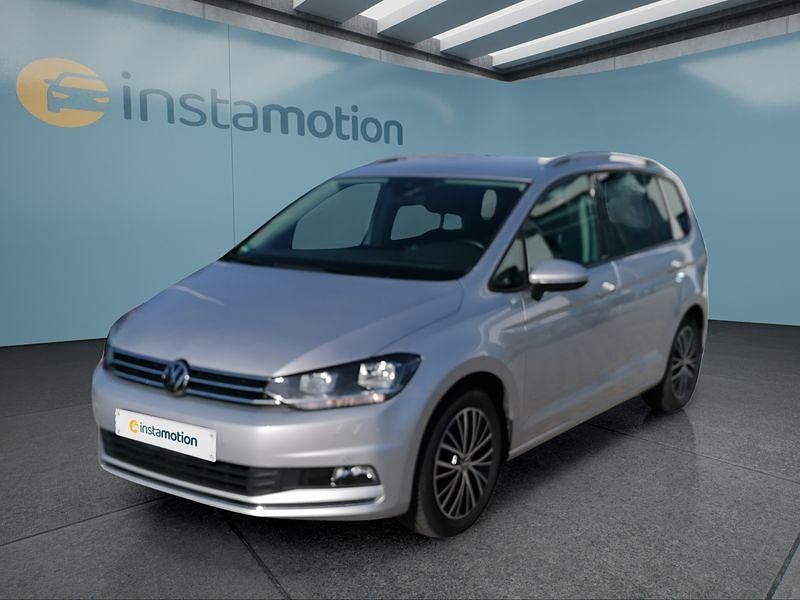 Silber Gebraucht 2021 VW Touran Van / Kleinbus | 25.649 € (Fairer Preis) - Bild 1/4