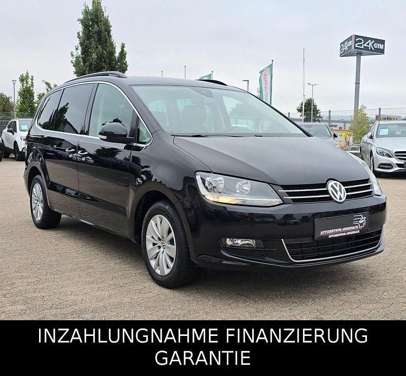 Gebraucht VW Sharan Comfortline 150 PS (110 kW) 2020 Schwarz Van / Kleinbus