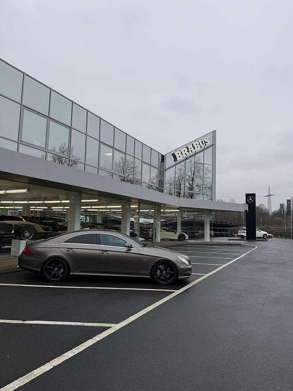 Gebraucht Mercedes CLS63 AMG AMG 514 PS (378 kW) 2007 Braun Coupé