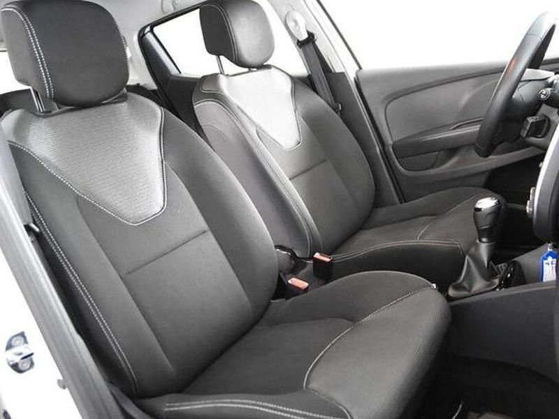 Gebraucht Renault Clio IV Zen 90 PS (66 kW) 2019 Weiß Limousine