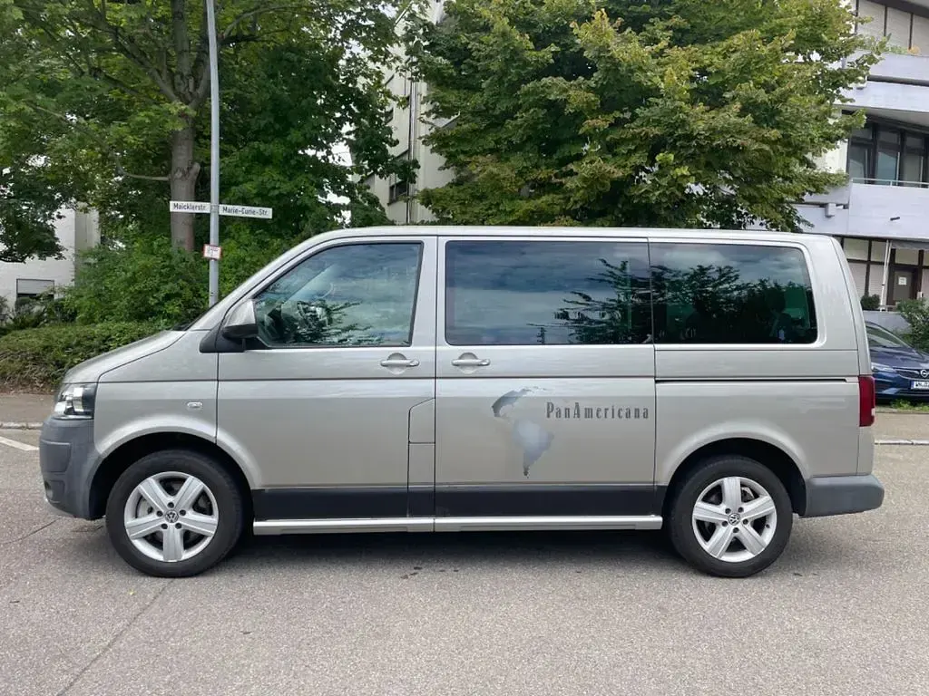 Gebraucht VW Multivan PanAmericana 179 PS (131 kW) 2010 Beige Van / Kleinbus