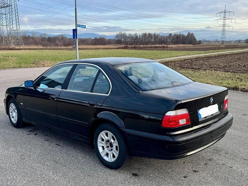 Gebraucht BMW 525 192 PS (141 kW) 2001 Schwarz Limousine