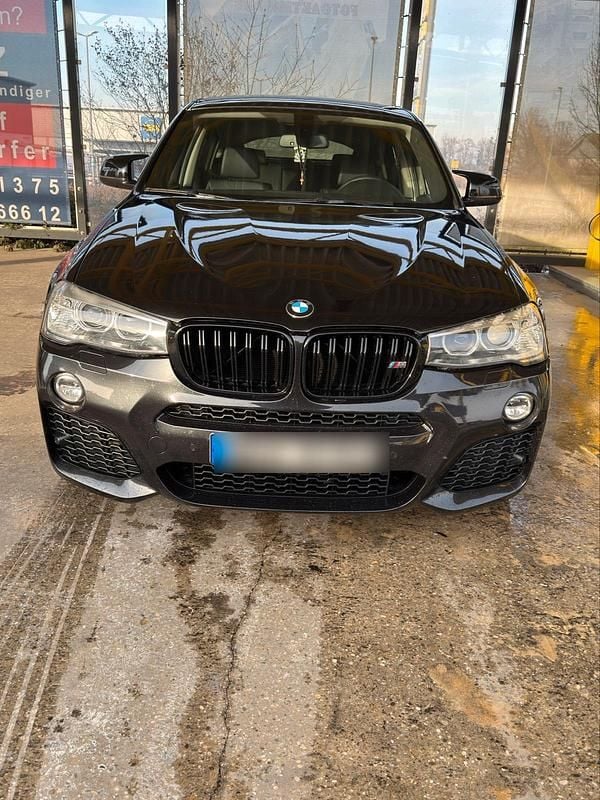 Schwarz Gebraucht 2015 BMW X4 M Performance SUV | 29.850 € - Bild 1/4