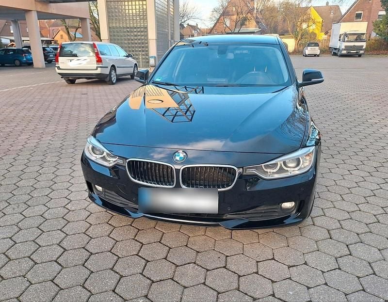 Second-hand BMW 320 Efficient Dynamics 163 CP (119 kW) 2015 Negru Berlinǎ