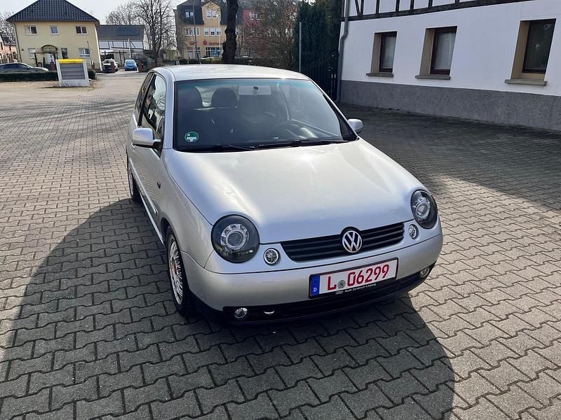 Gebraucht VW Lupo 50 PS (36 kW) 1999 Silber Kleinwagen