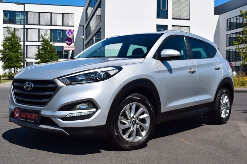 Silber Gebraucht 2017 Hyundai Tucson Premium SUV | 14.999 € (Guter Preis) - Bild 1/4