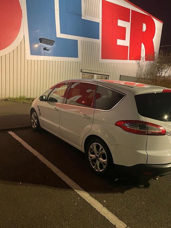 Gebraucht Ford S-MAX S 140 PS (102 kW) 2013 Weiß Van / Kleinbus