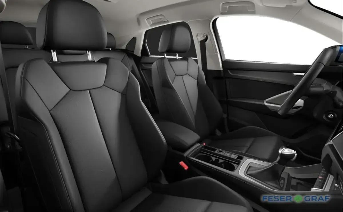Gebraucht Audi Q3 Sportback S-Line 150 PS (110 kW) 2025 Blau SUV